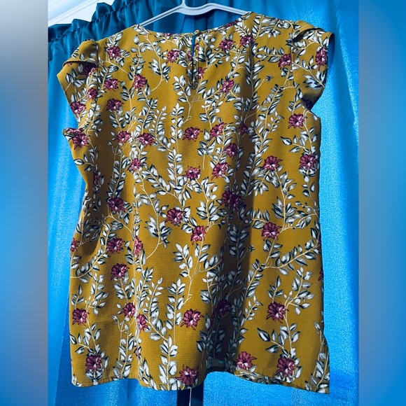 Fun 2 Fun cap sleeve mustard yellow and pink blouse - Picture 2 of 7